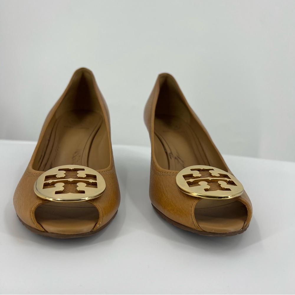 Tory Burch Tan Wedges with Gold Logo Size 11M